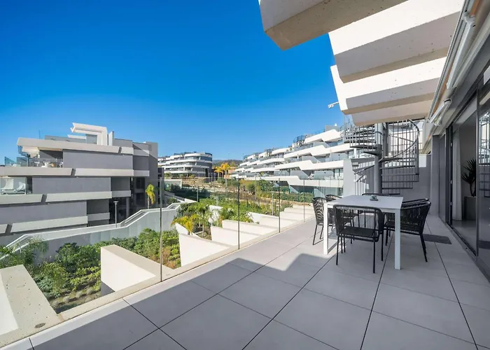 The Golden Oasis Penthouse * Estepona