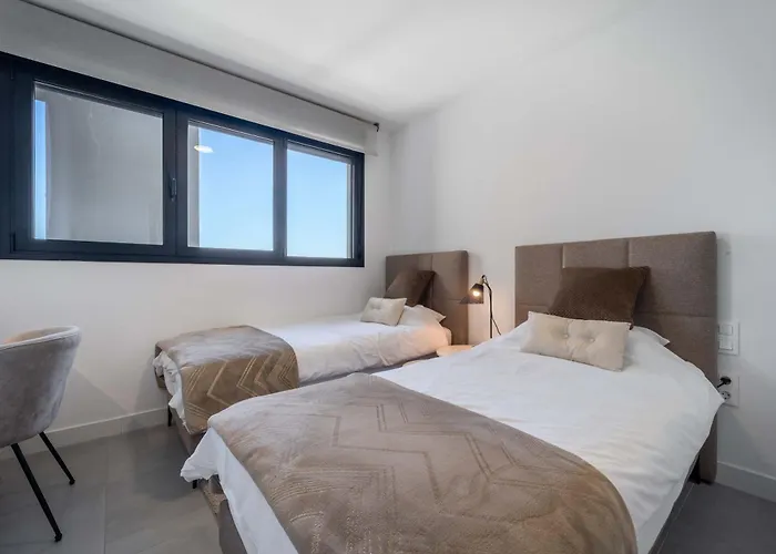 The Golden Oasis Penthouse * Estepona