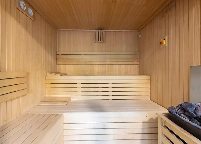 The Golden Oasis Penthouse בית נופש