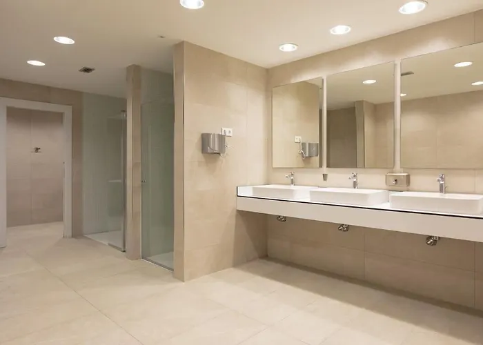 The Golden Oasis Penthouse בית נופש אסטפונה