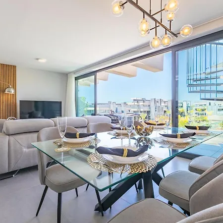 The Golden Oasis Penthouse *