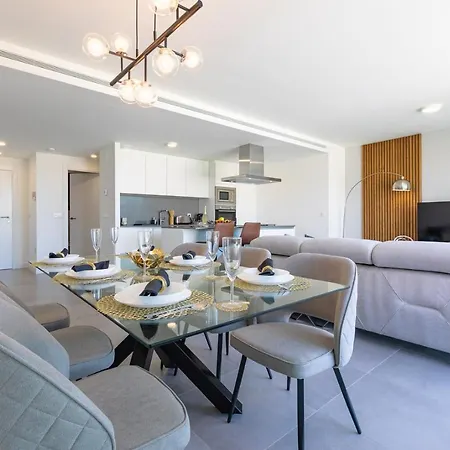 Lägenhet The Golden Oasis Penthouse Estepona