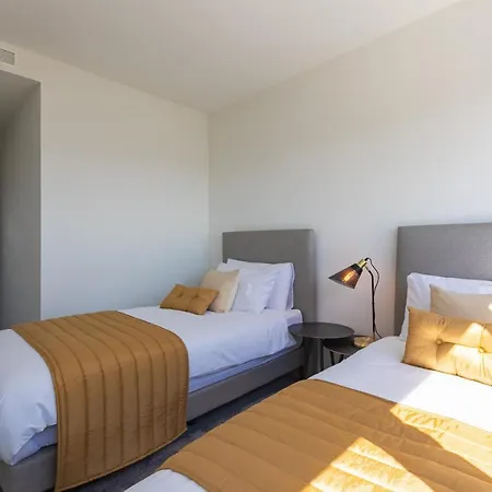 The Golden Oasis Penthouse *