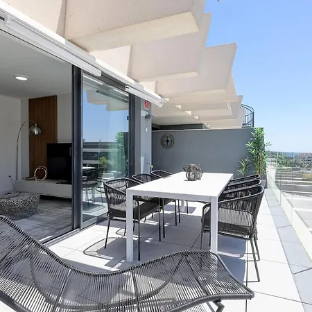 The Golden Oasis Penthouse Lägenhet Estepona