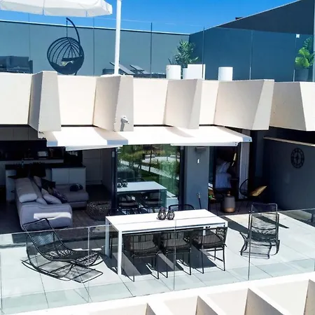 The Golden Oasis Penthouse * Estepona