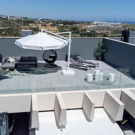 The Golden Oasis Penthouse Lägenhet *