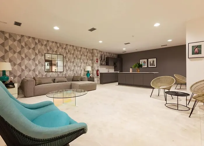 The Golden Oasis Penthouse