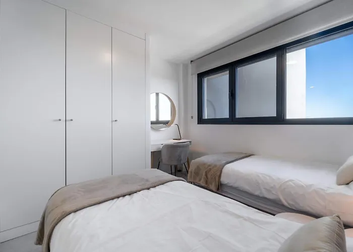 The Golden Oasis Penthouse Εστεπόνα